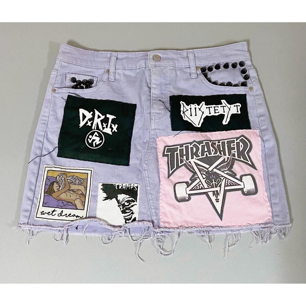 Pastel ‘D.R.I’ ‘The Cramps’ Punk Band Patches Denim Jean Mini Skirt Size 12 ⛓️🔪